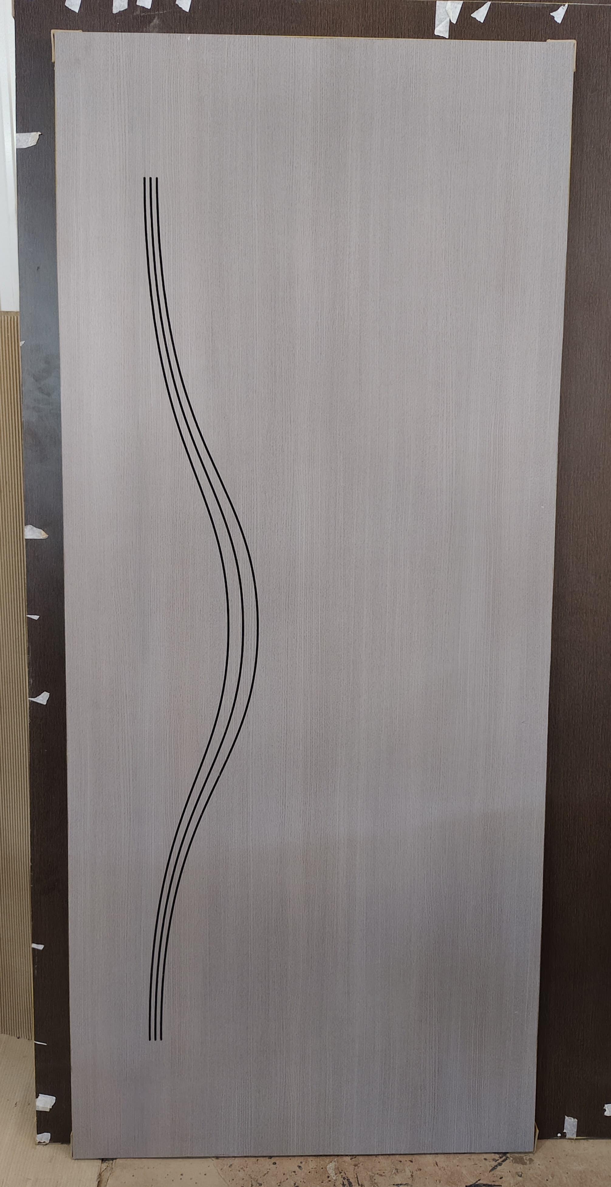 WOODEN MDF DOOR