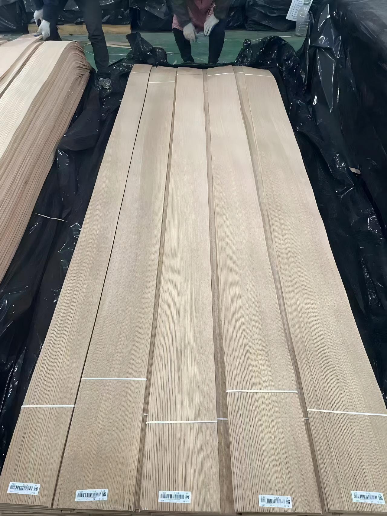 Red Oak Rift Quarter Veneer