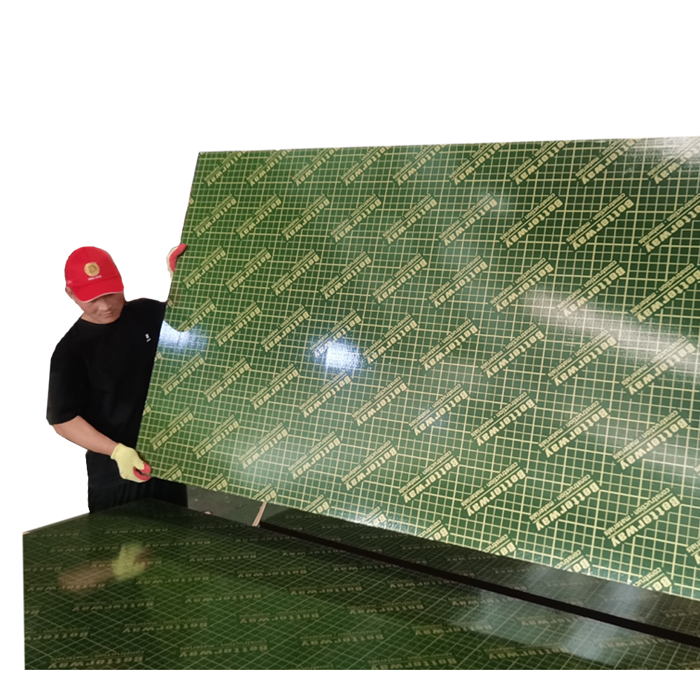 2.Green PP PLYWOOD