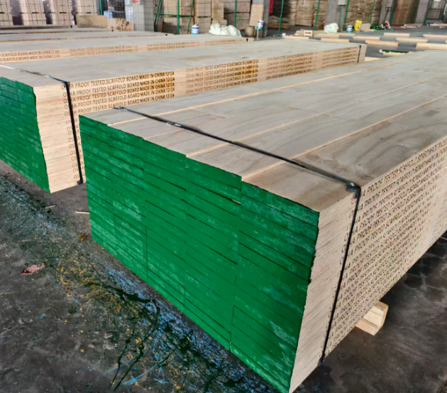 LVL SCAFFOLDING PLANK